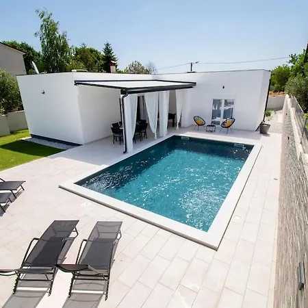 Villa Insieme 2 In Pula,istrien Pula